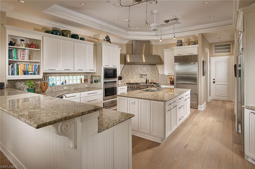 AQUALANE SHORES - Residential