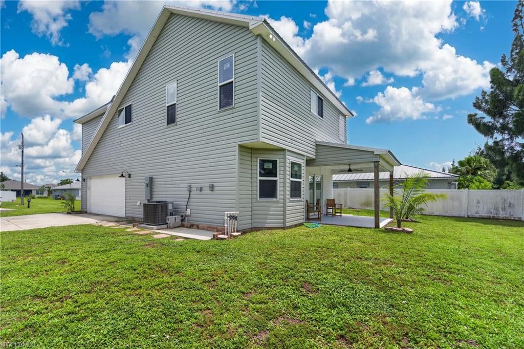 CAPE CORAL - Residential