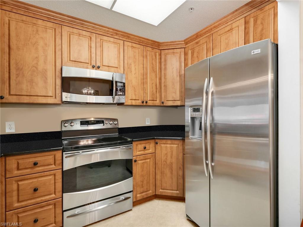 ARBOR TRACE - Residential