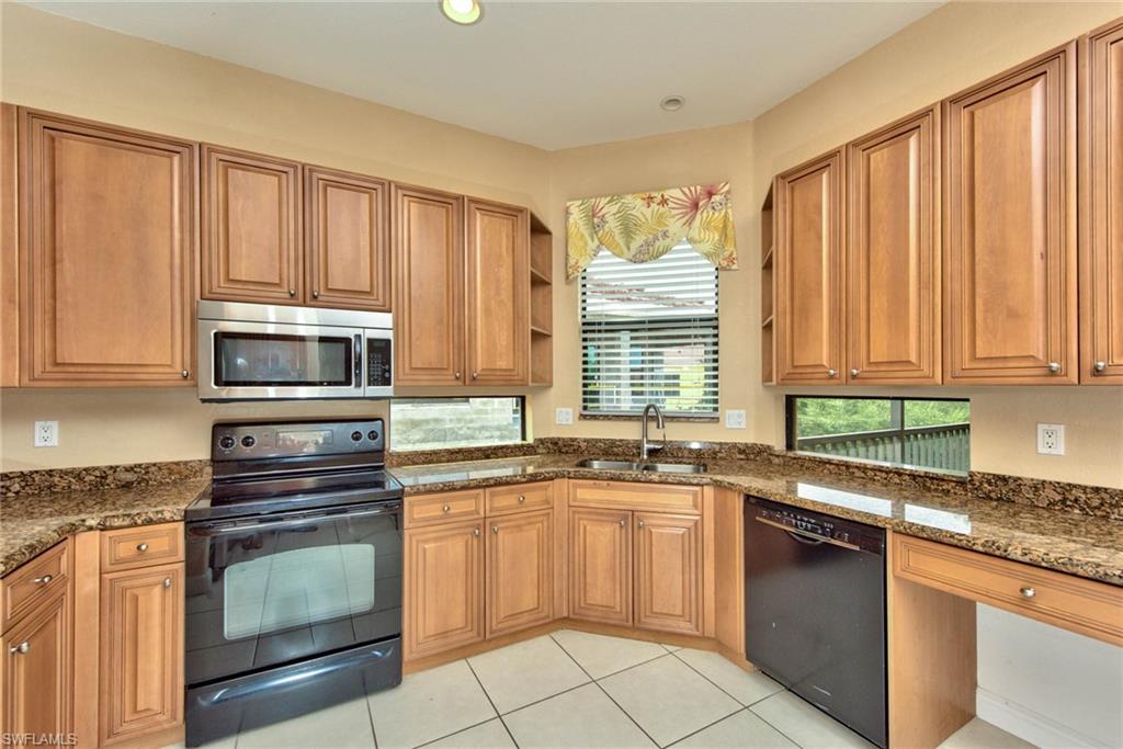 PRENTISS POINTE - Residential