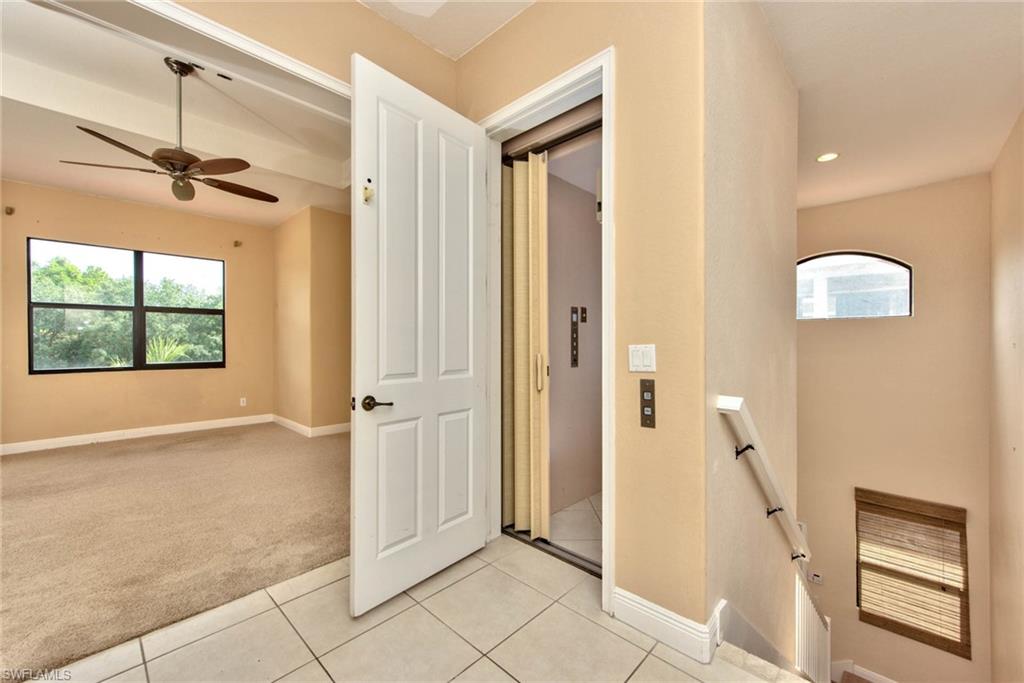 PRENTISS POINTE - Residential