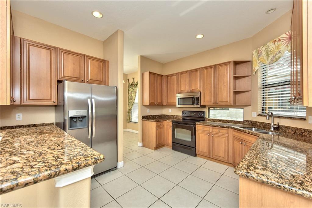 PRENTISS POINTE - Residential