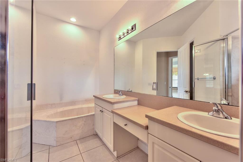 PRENTISS POINTE - Residential