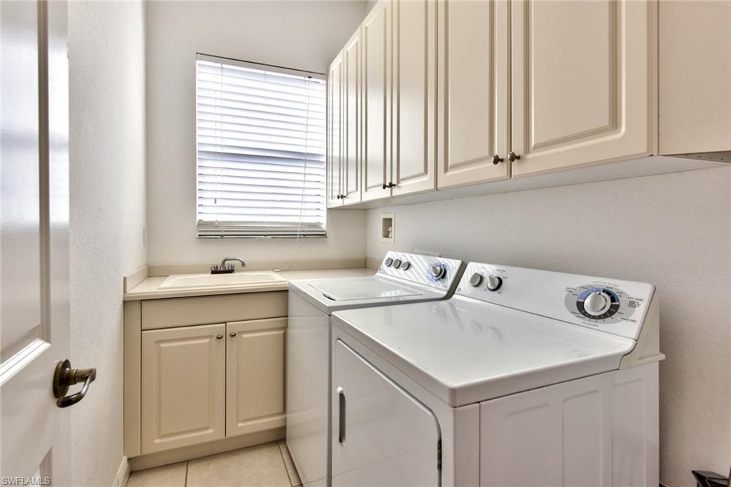 PRENTISS POINTE - Residential