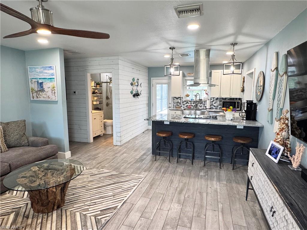 PINE ISLAND TROPICAL HOMESITES - Residential