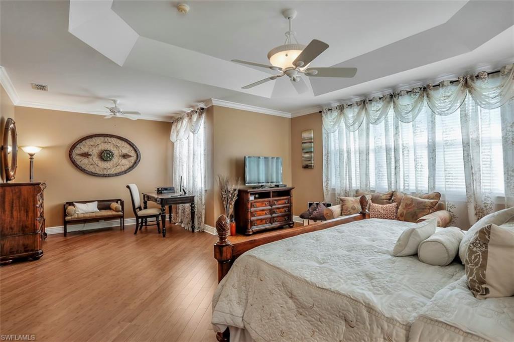 SATURNIA LAKES - Residential