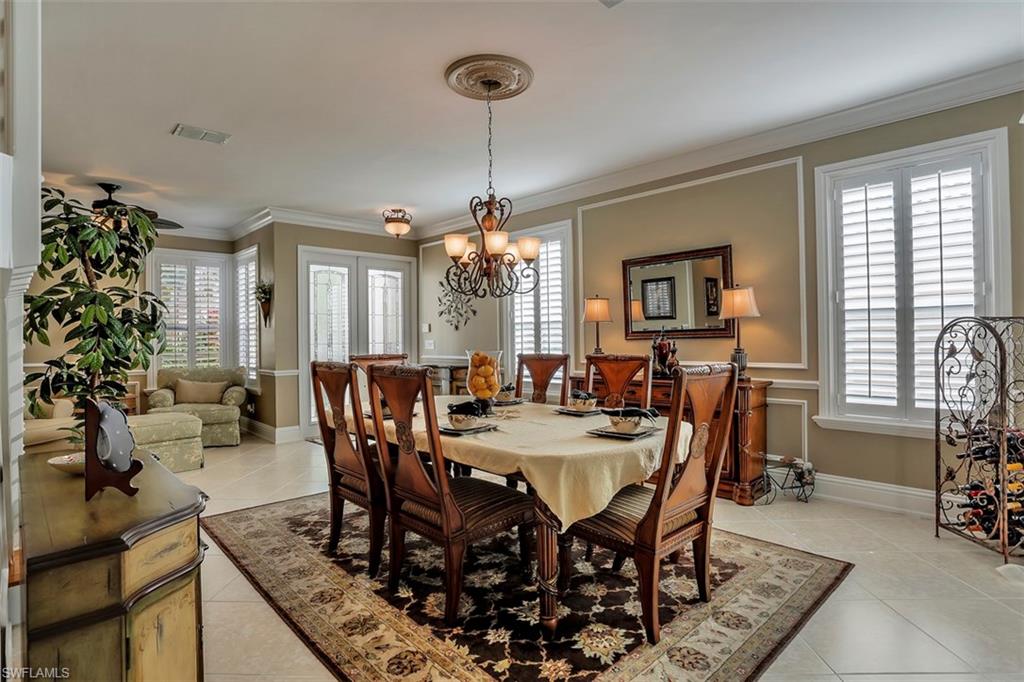 SATURNIA LAKES - Residential