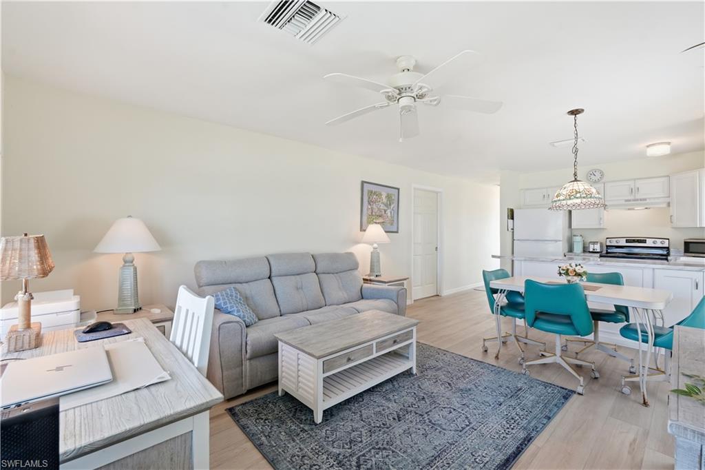 ISLAND HARBORS - Residential