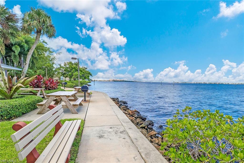 LIGHTHOUSE VILLAGE - Residential