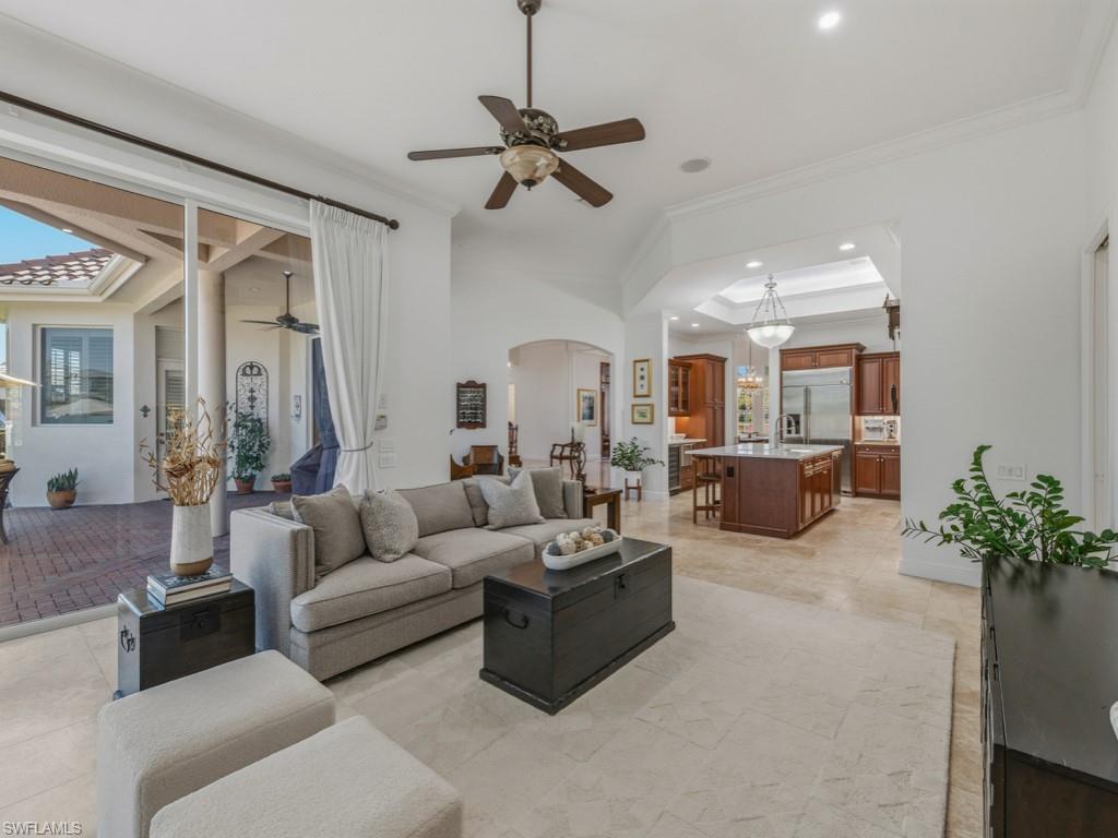 PINE RIDGE - Residential