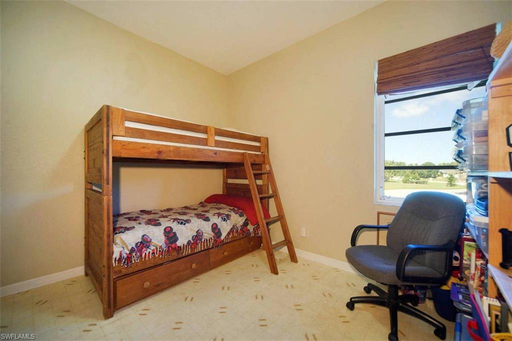 CHARLOTTE SHORES - Residential
