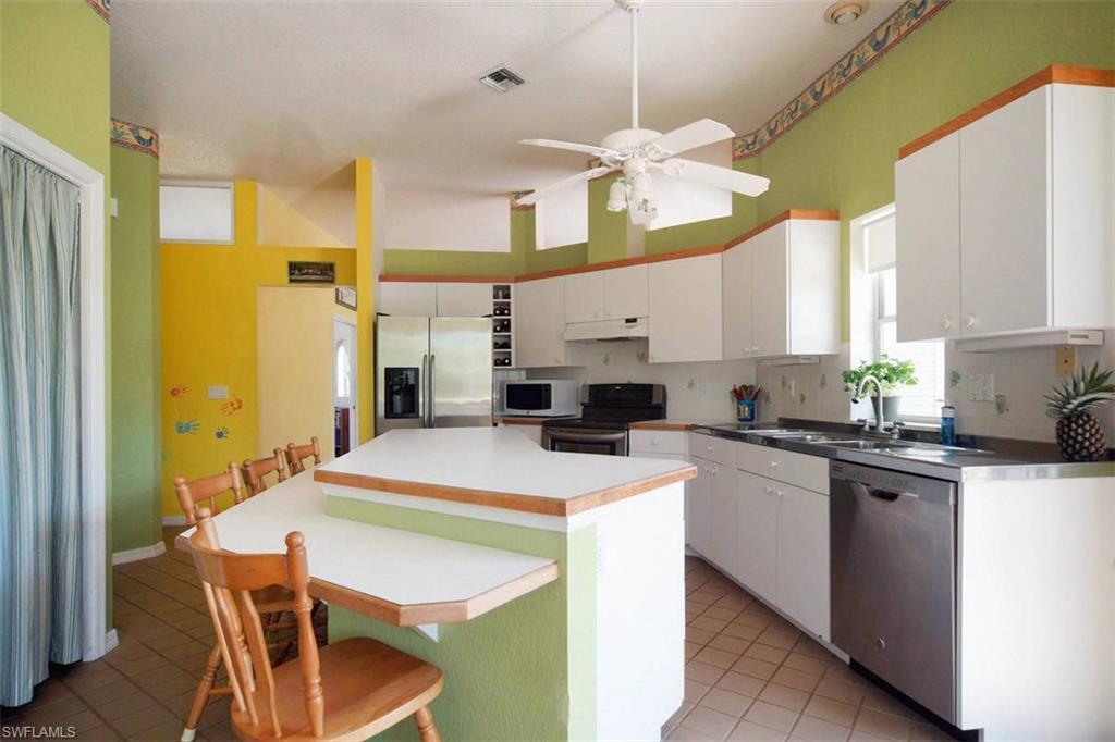 CHARLOTTE SHORES - Residential