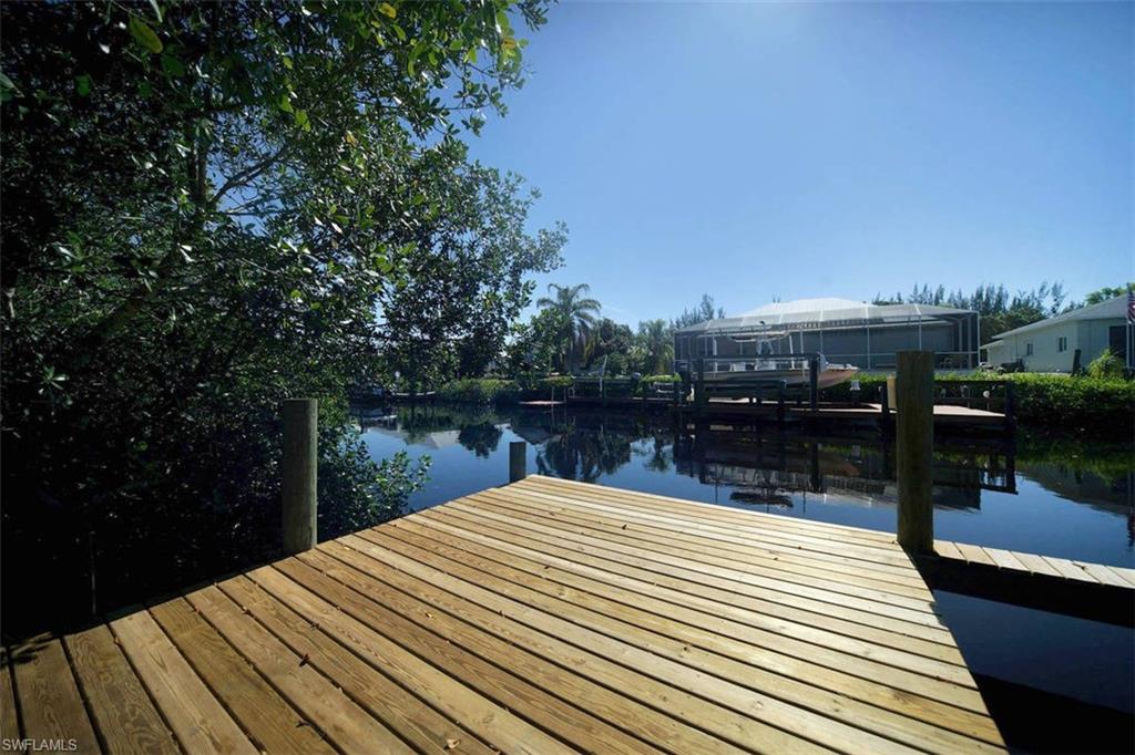 CHARLOTTE SHORES - Residential