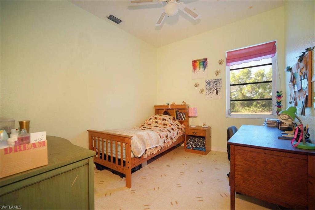 CHARLOTTE SHORES - Residential