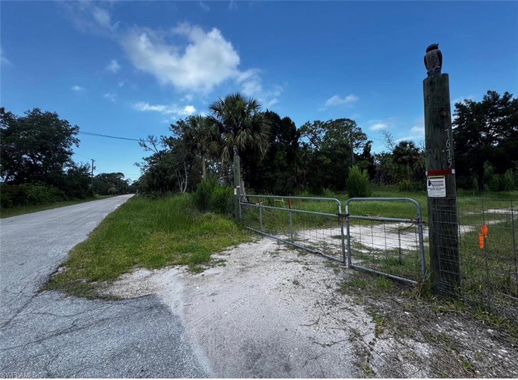 SPRING CREEK ESTATES - Land