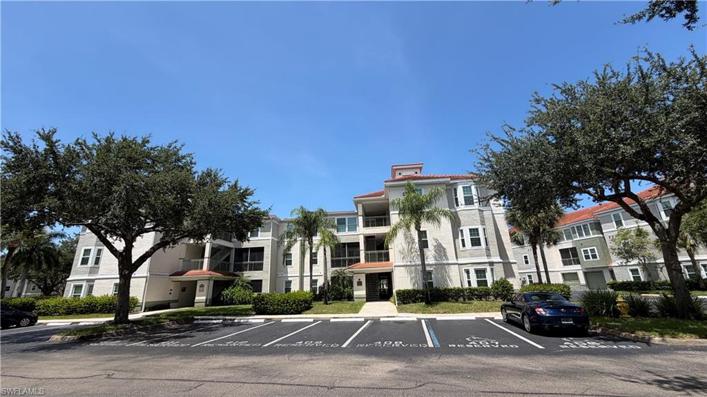 THE TIDES AT PELICAN LANDING - Residential Lease