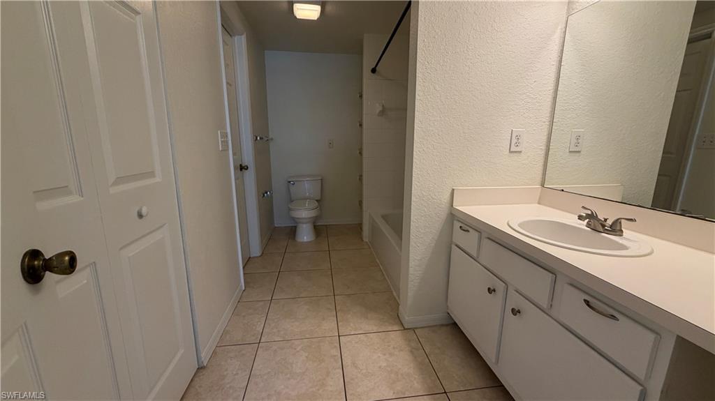 THE TIDES AT PELICAN LANDING - Residential Lease