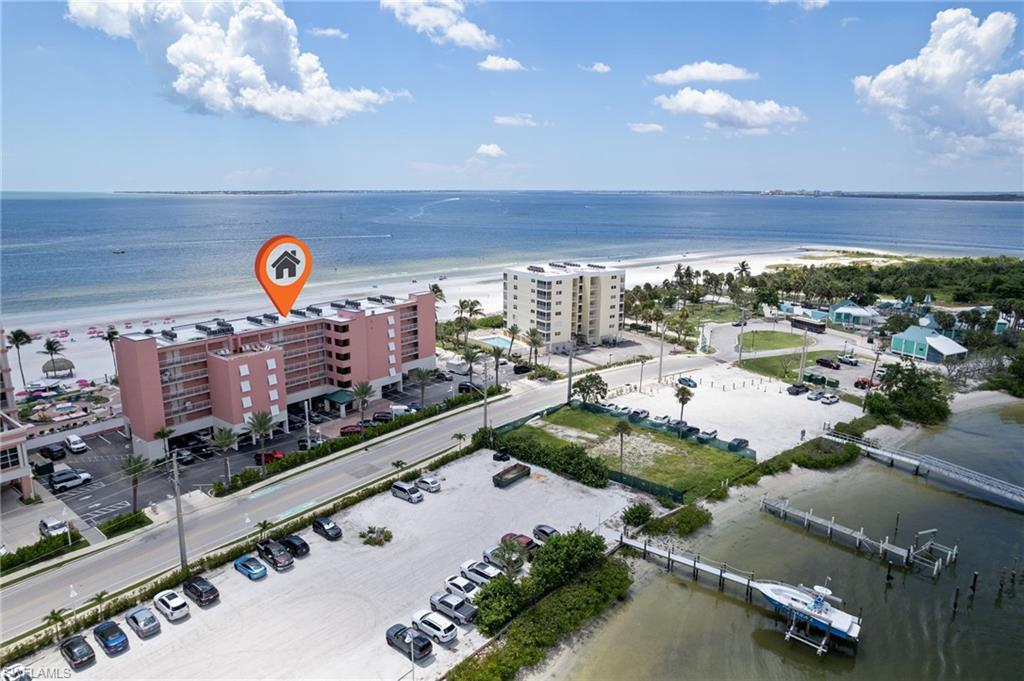 SANIBEL VIEW VILLAS - Residential