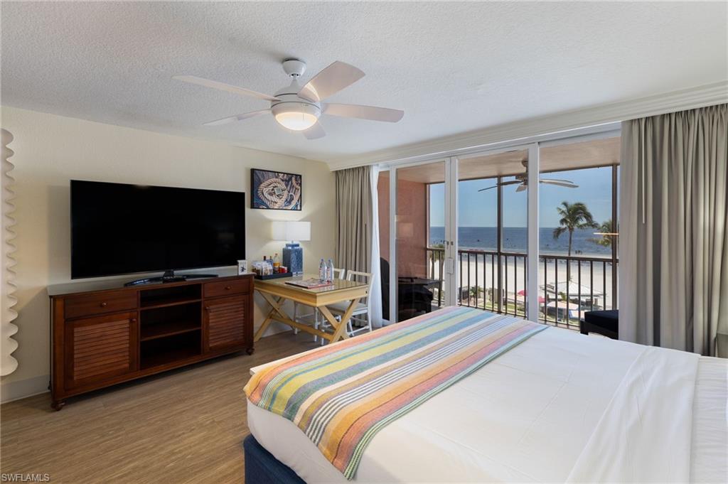 SANIBEL VIEW VILLAS - Residential