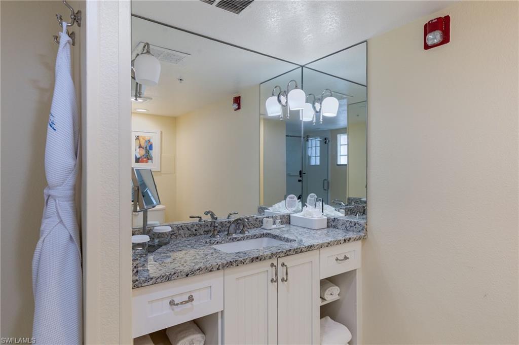 SANIBEL VIEW VILLAS - Residential