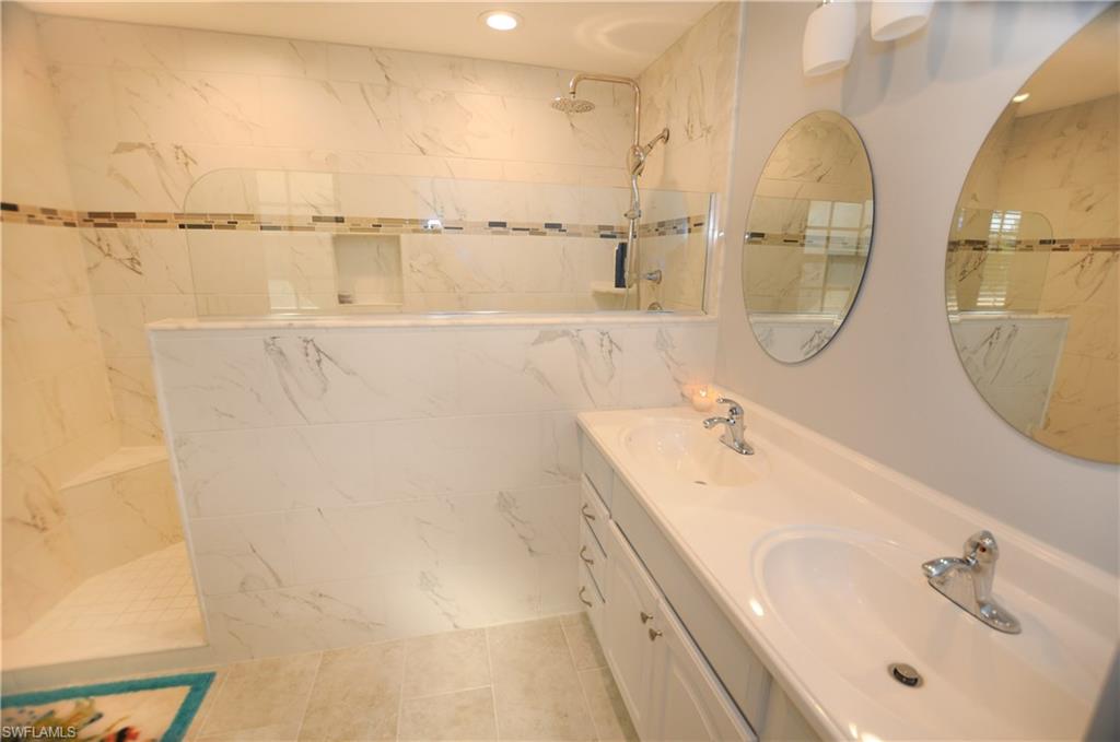 GLENVIEW - Residential