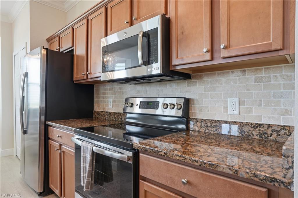 BONITA NATIONAL GOLF AND COUNTRY CLUB - Residential Lease