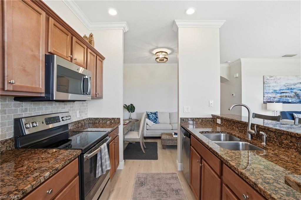 BONITA NATIONAL GOLF AND COUNTRY CLUB - Residential Lease