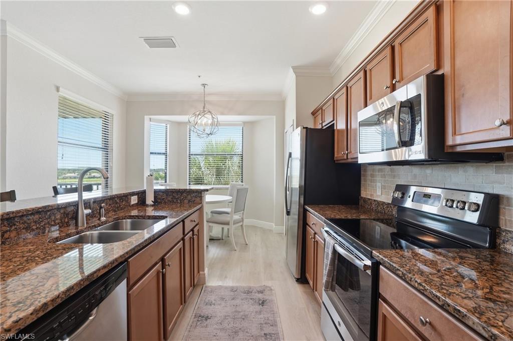 BONITA NATIONAL GOLF AND COUNTRY CLUB - Residential Lease