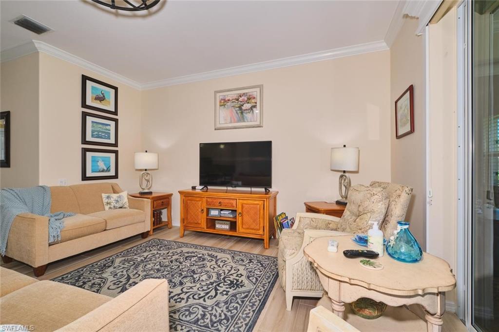 SOMMERSET VILLAS - Residential