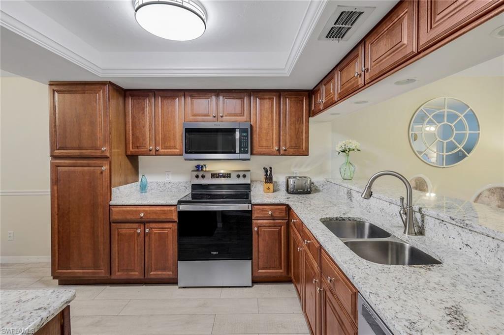 FAIRWAY WOODS VILLAGE - Residential Lease