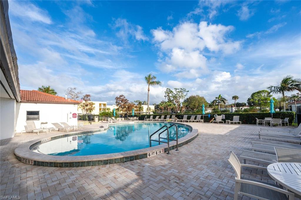 FOREST LAKES - Residential