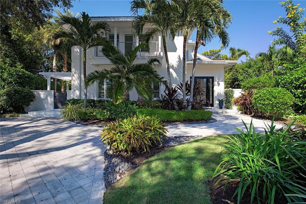 OLDE NAPLES - Residential Lease