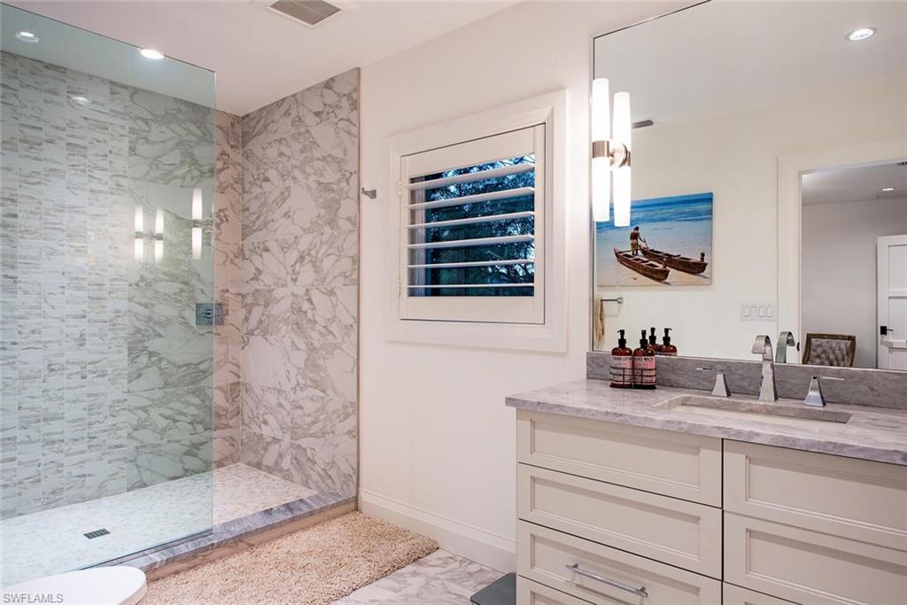 OLDE NAPLES - Residential Lease