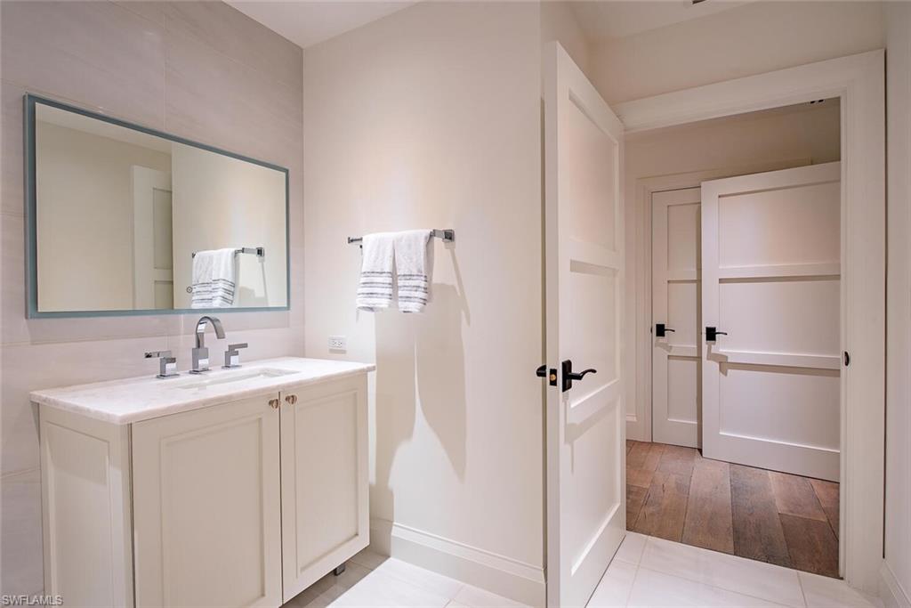 OLDE NAPLES - Residential Lease