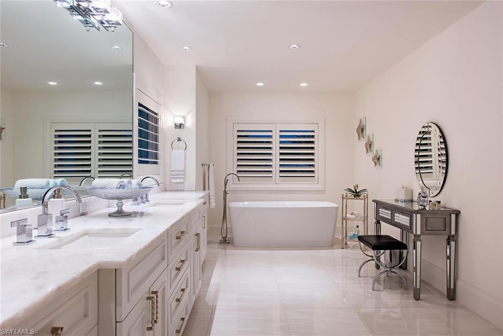 OLDE NAPLES - Residential Lease