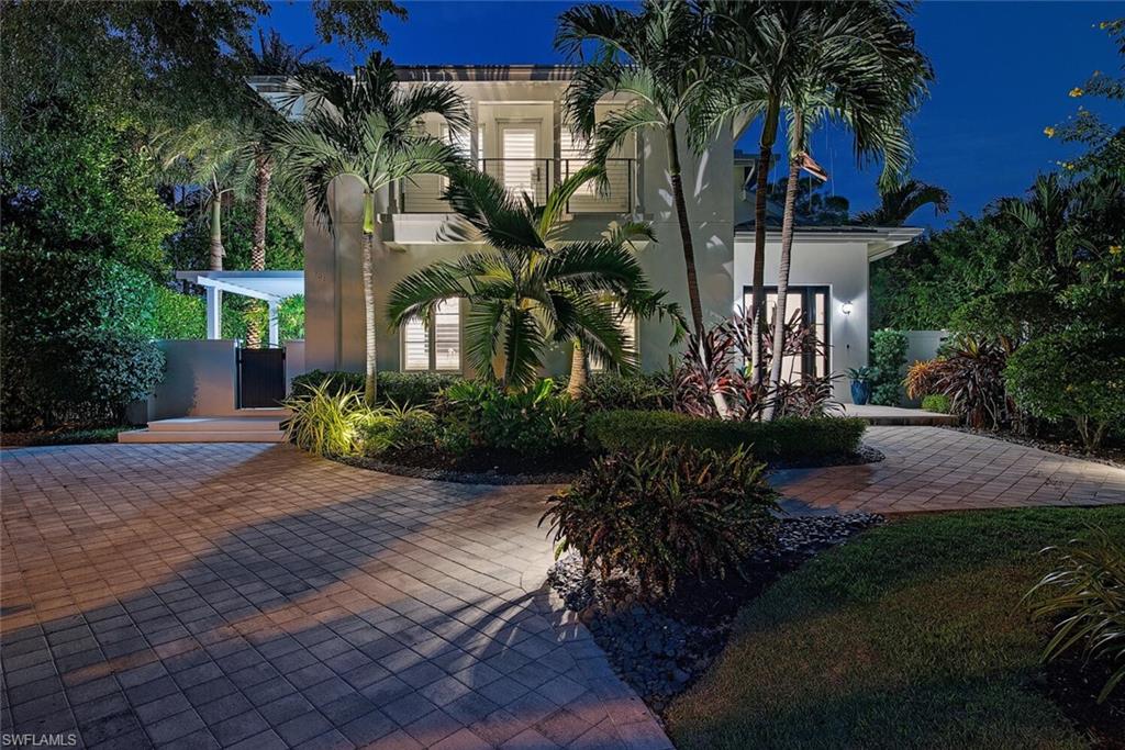 OLDE NAPLES - Residential Lease