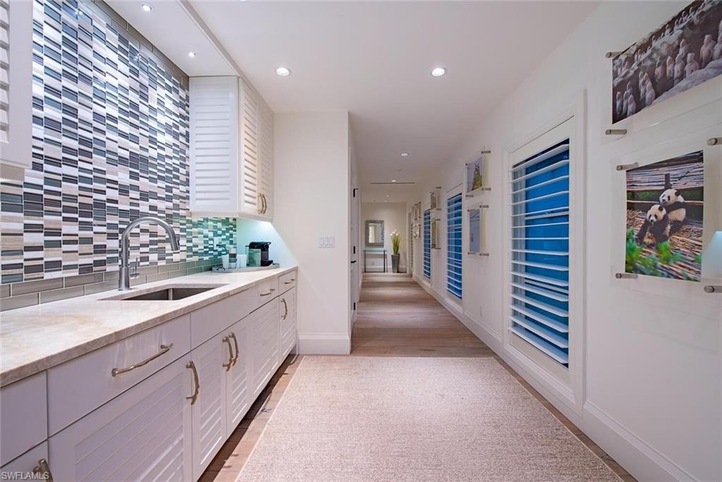 OLDE NAPLES - Residential Lease