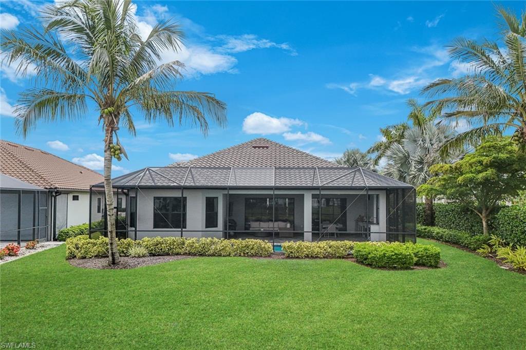 ESPLANADE LAKE CLUB - Residential