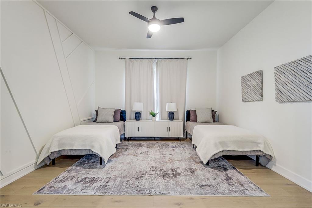 ESPLANADE LAKE CLUB - Residential
