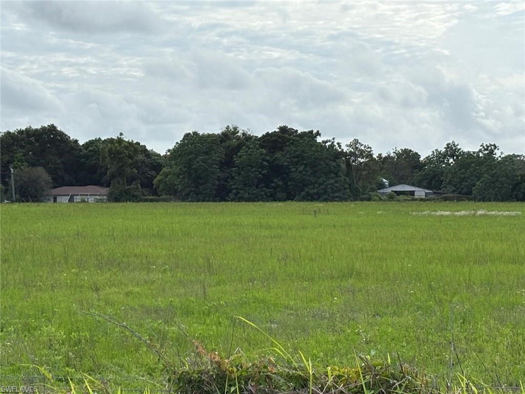 RURAL ESTATES - Residential