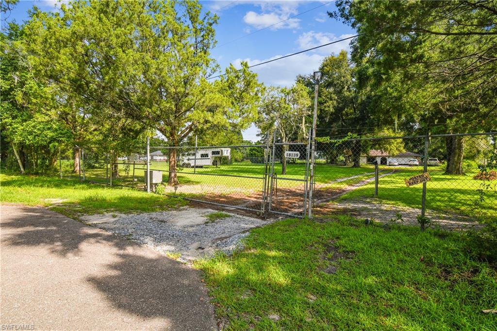 RURAL ESTATES - Residential