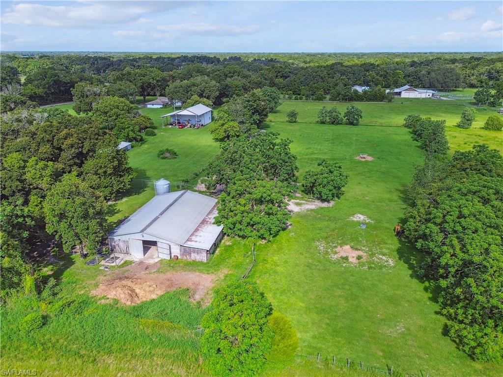 RURAL ESTATES - Residential