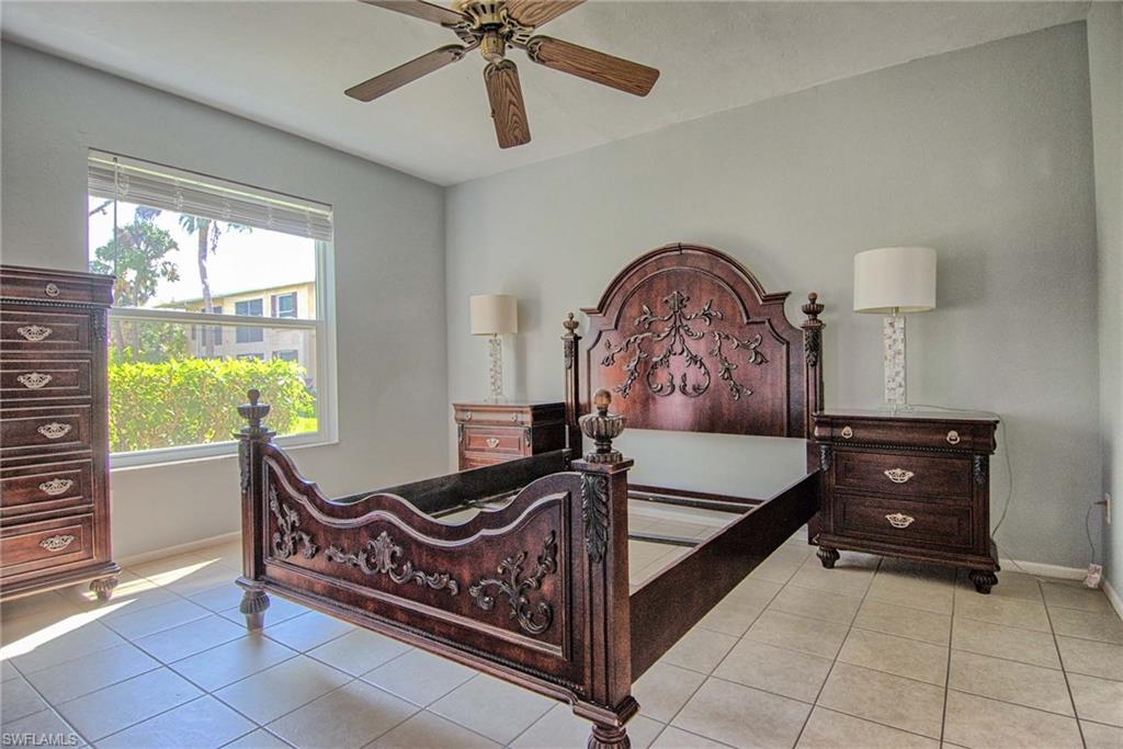 ROYAL HAWAIIAN CLUB - Residential