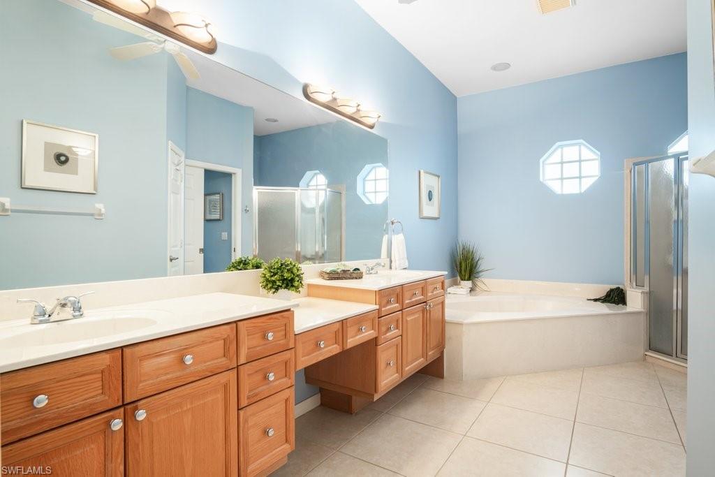INDIGO LAKES - Residential