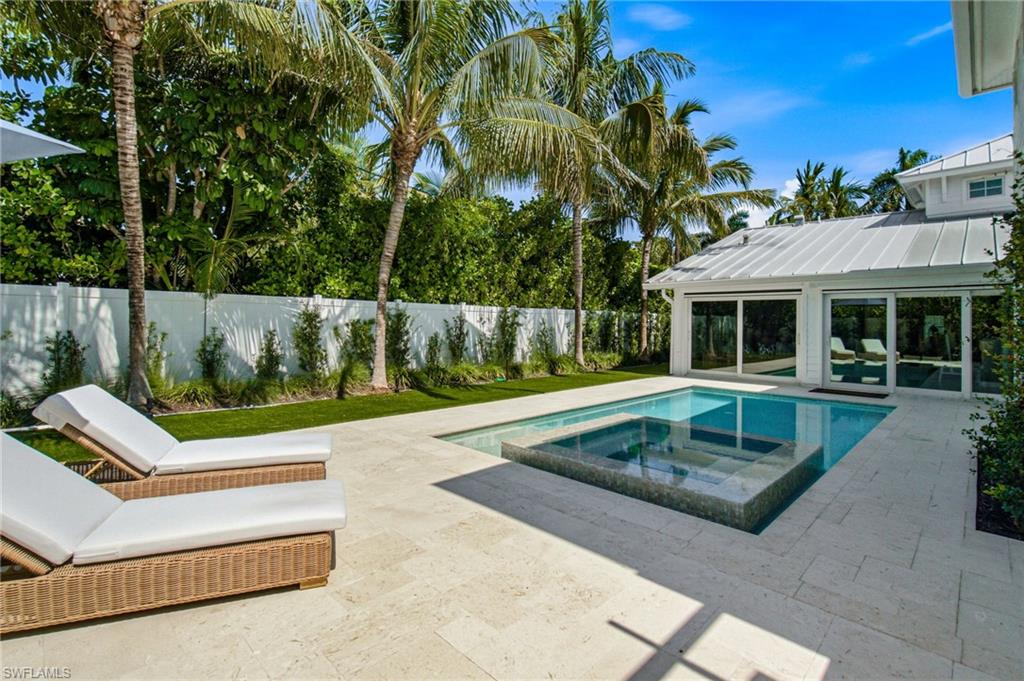 OLDE NAPLES - Residential