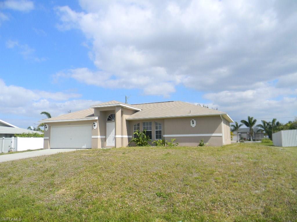 CAPE CORAL - Residential
