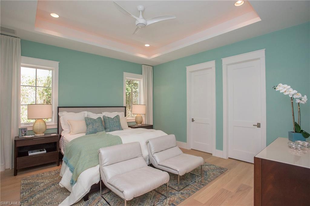 MOORINGS - Residential