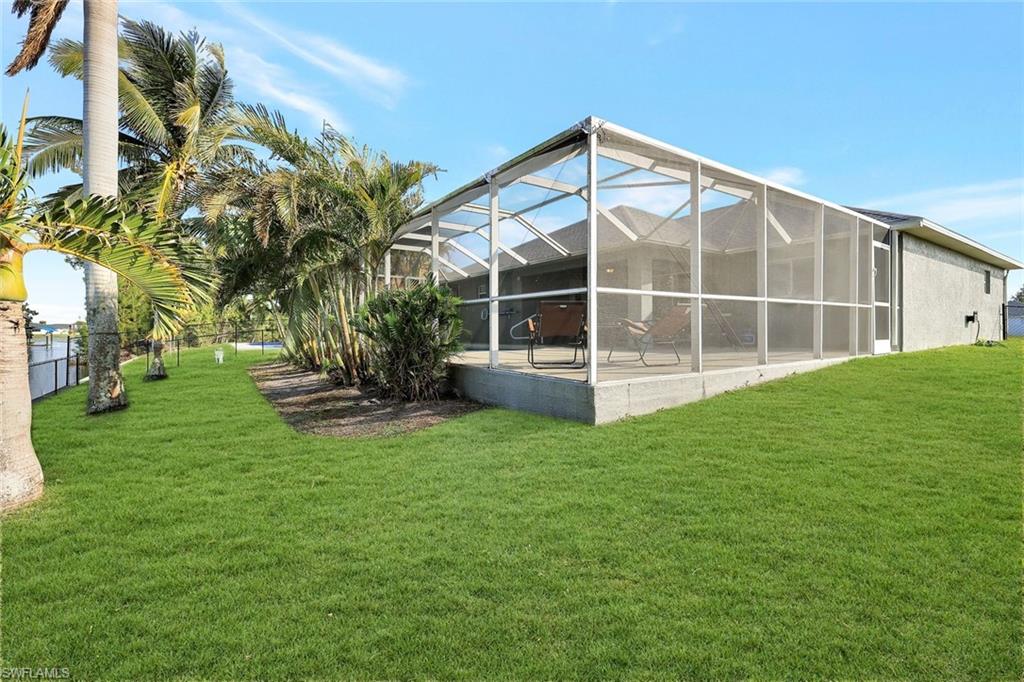 CAPE CORAL - Residential