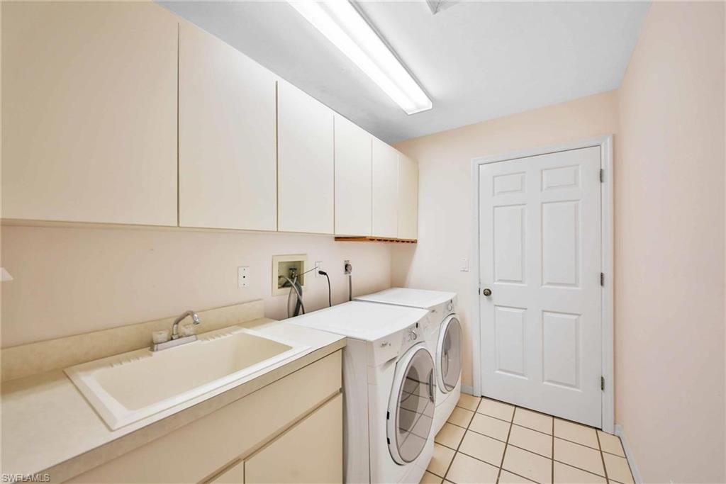 CALOOSA YACHT & RACQUET CLUB - Residential