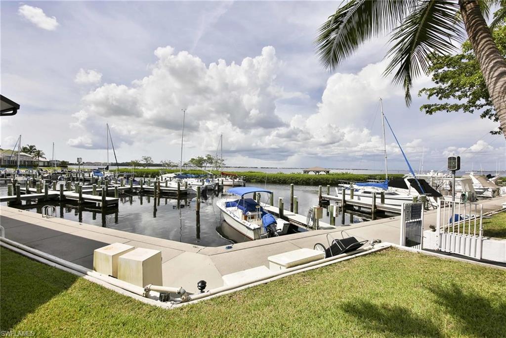 CALOOSA YACHT & RACQUET CLUB - Residential